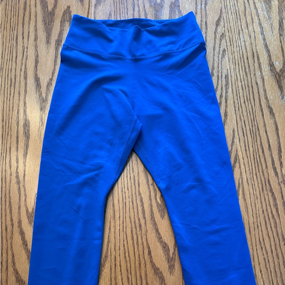 Nike Crop Beautiful Leggings - Ultra Soft & Lightweight Size M